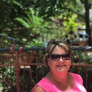 Meet your Posher, Kelley